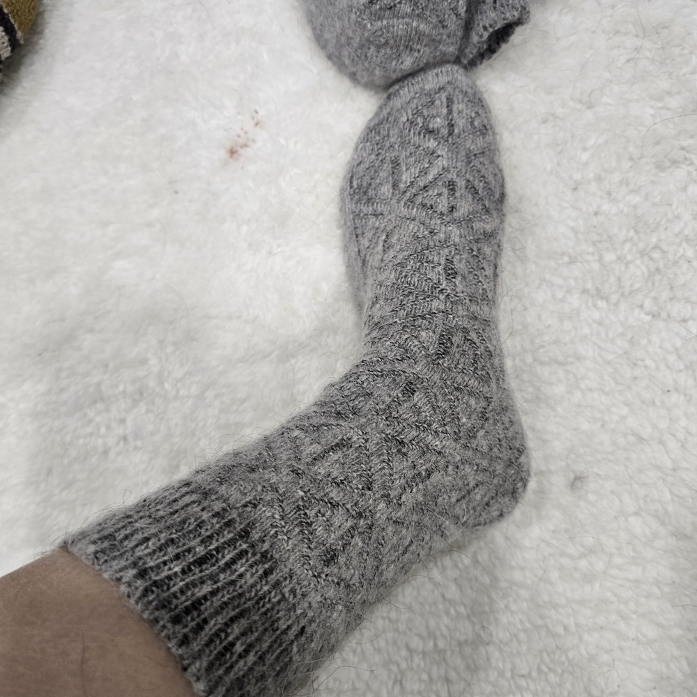 Handmade Goat Down Socks Grey‎ Knit Woolen Winter Warm Soft Men Women
